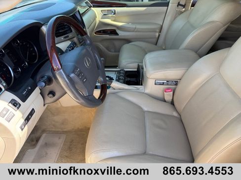 Used 2014 Lexus LX 570 4WD image 11