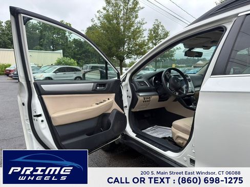 Used 2019 Subaru Outback 2.5i Premium AWD/4WD image 9