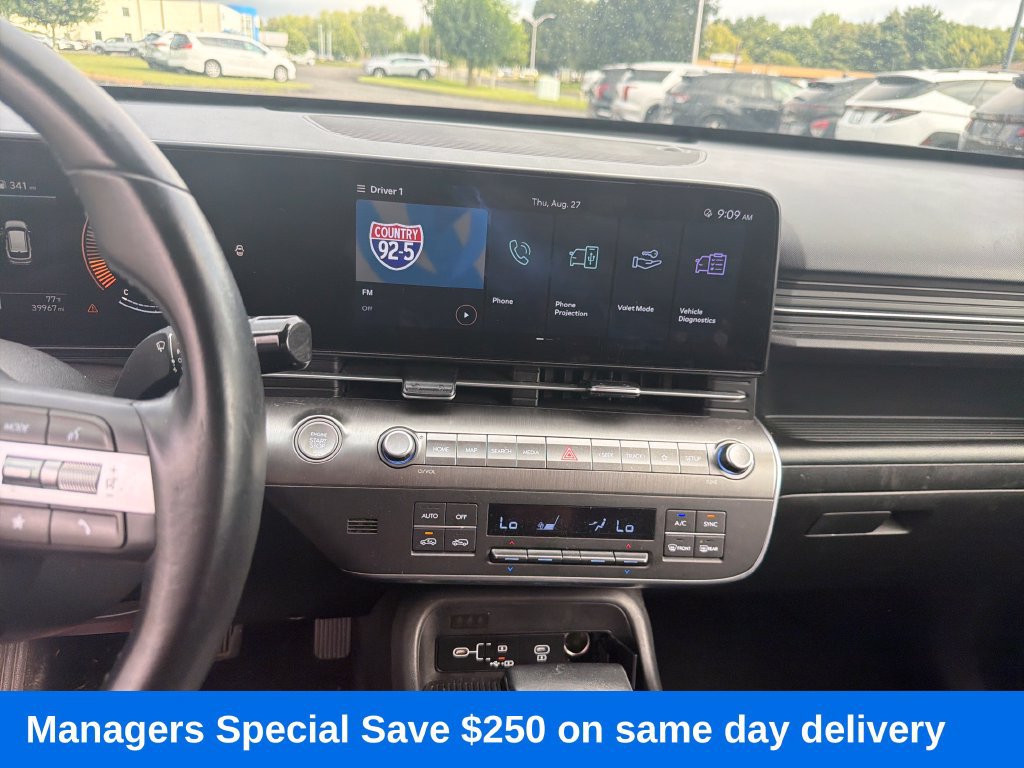 Used 2025 Hyundai Kona SEL AWD/4WD image 17