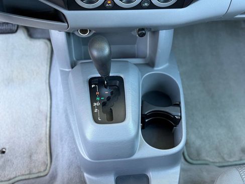 Used 2006 Toyota Tacoma 2WD Regular Cab image 14