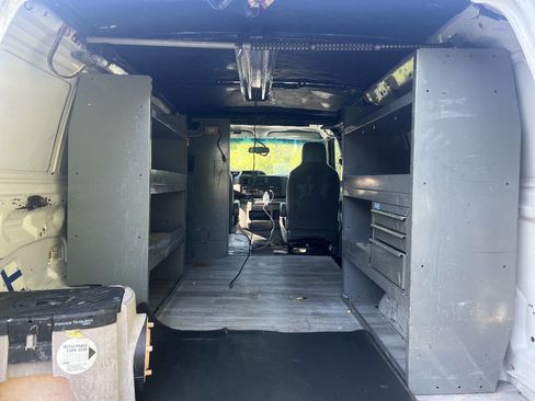 Used 2012 Ford E-150 and Econoline 150 w/ PWR Group RWD image 13