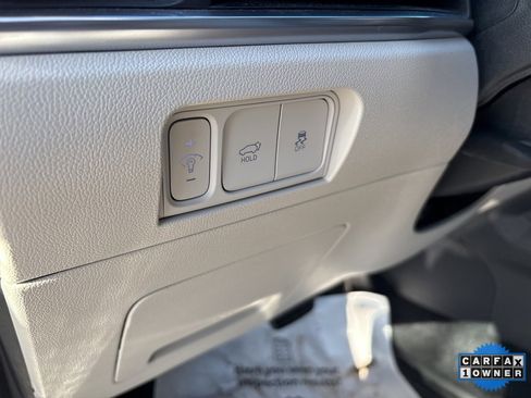 Certified 2025 Kia Sorento EX image 15