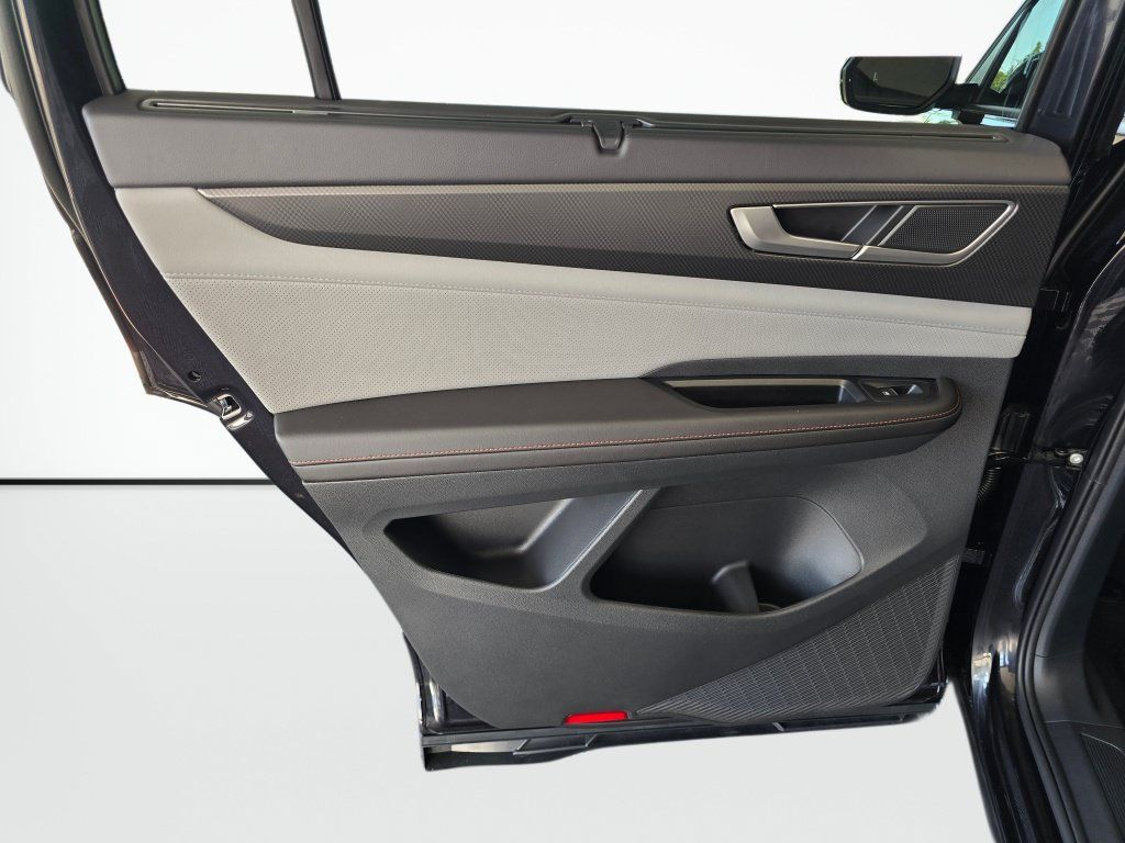 New 2026 Volkswagen Atlas Peak Edition AWD/4WD image 34