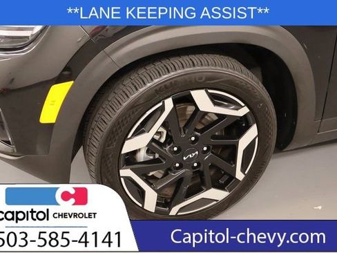 Used 2024 Kia Seltos SX w/ SX Sunroof Package image 7