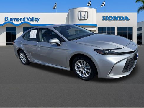 Used 2025 Toyota Camry LE FWD image 1