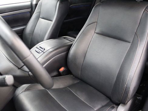Used 2019 Toyota Highlander Limited Platinum image 12