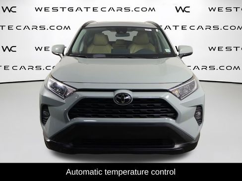 Used 2021 Toyota RAV4 XLE Premium image 2