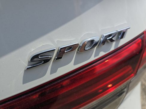 Used 2024 Honda Civic Sport image 11