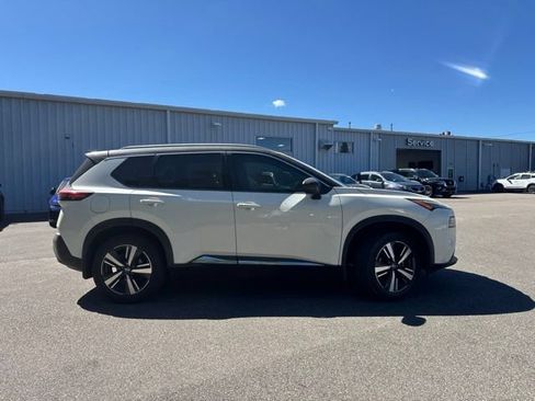 Used 2021 Nissan Rogue SL w/ Premium Package FWD image 10