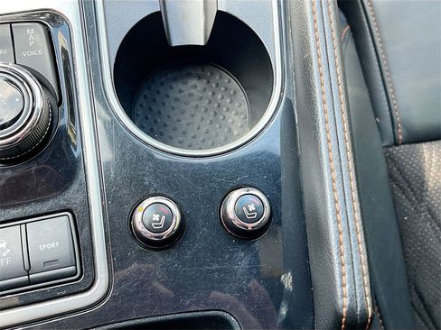 Used 2022 Nissan Maxima SR w/ Sport Mat Group image 21