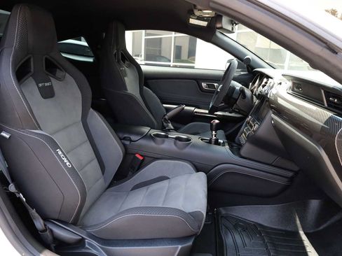 Used 2019 Ford Mustang Shelby GT350 w/ Technology Package RWD image 38