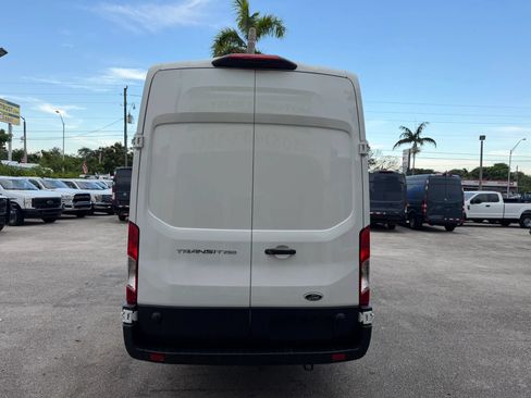 Used 2025 Ford Transit 250 148 High Roof Extended RWD image 4