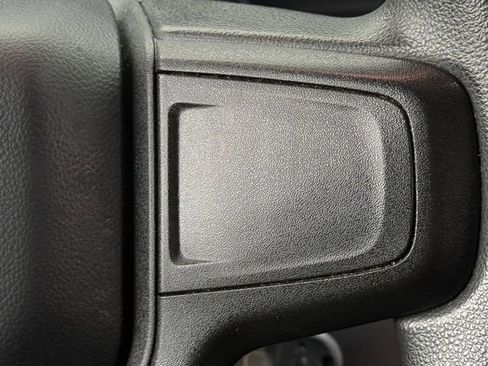 Used 2021 Chevrolet Silverado 1500 Custom Trail Boss AWD/4WD image 12