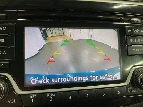 Used 2017 Nissan Sentra SV w/ Style Package image 24