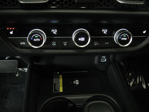 Used 2023 Honda HR-V EX-L image 17