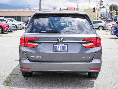 Certified 2024 Honda Odyssey Touring image 10