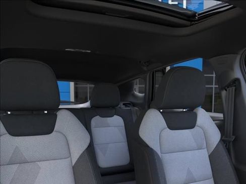 New 2026 Chevrolet Trax RS w/ Sunroof Package FWD image 26