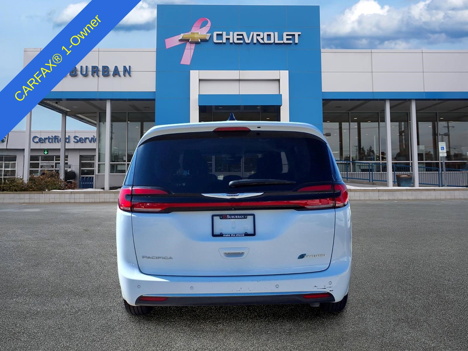 Used 2024 Chrysler Pacifica Limited FWD image 6