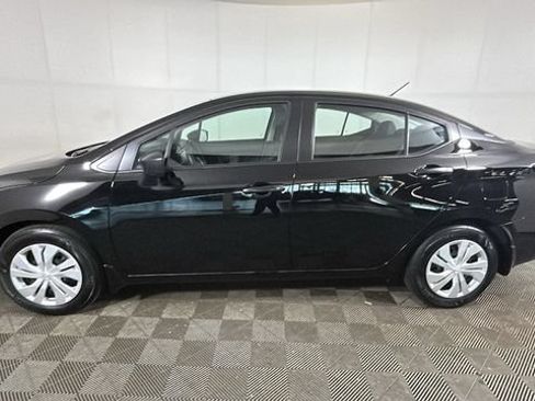 Used 2025 Nissan Versa S w/ Trunk Package FWD image 6