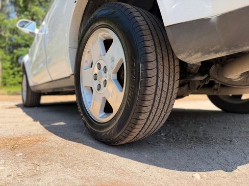 Used 2006 Saturn Vue 2WD V6 w/ Comfort Pkg image 8