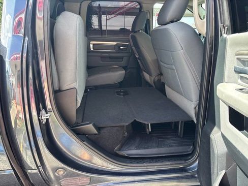 Used 2017 RAM 1500 Big Horn AWD/4WD image 60