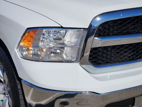 Used 2024 RAM 1500 Classic SLT image 9