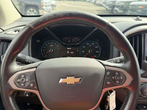 Used 2022 Chevrolet Colorado Z71 AWD/4WD image 27