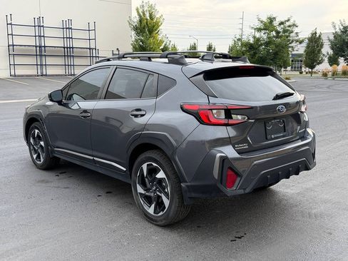 Used 2024 Subaru Crosstrek 2.5i Limited w/ Crosstrek Mirror Package AWD/4WD image 10