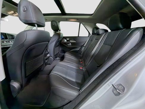 Used 2021 Mercedes-Benz GLE 450 4MATIC image 25