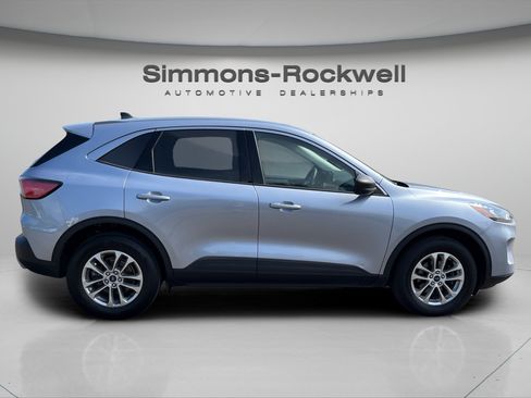 Used 2022 Ford Escape SE w/ Convenience Package AWD/4WD image 8