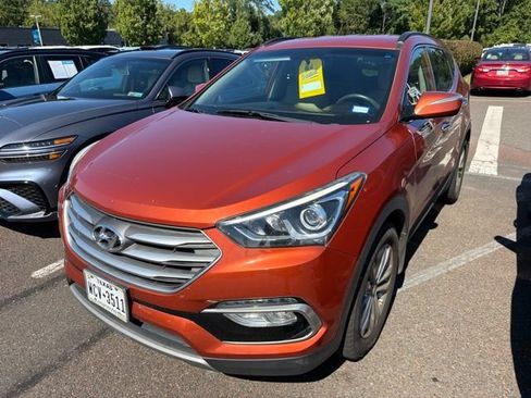 Used 2017 Hyundai Santa Fe Sport 2.0T AWD/4WD image 2