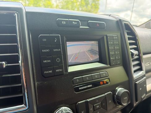 Used 2017 Ford F250 XLT AWD/4WD image 27