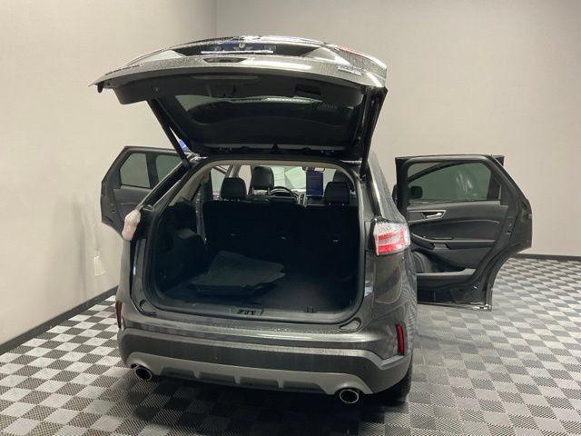 Used 2020 Ford Edge SEL w/ Convenience Package AWD/4WD image 27
