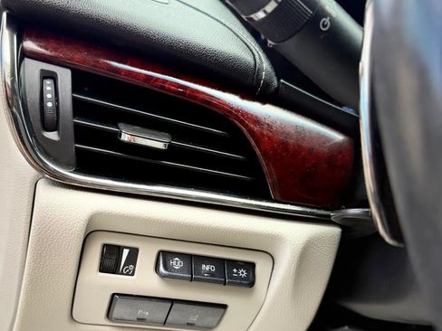 Used 2013 Cadillac ATS Premium w/ Cold Weather Package RWD image 21