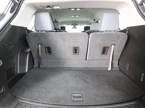 Used 2019 Buick Enclave Essence image 5