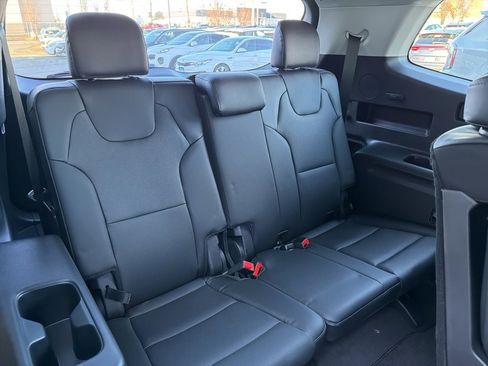 New 2025 Kia Telluride EX image 17