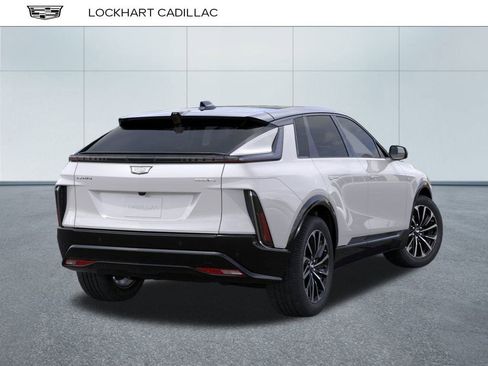 New 2025 Cadillac Lyriq Sport image 4