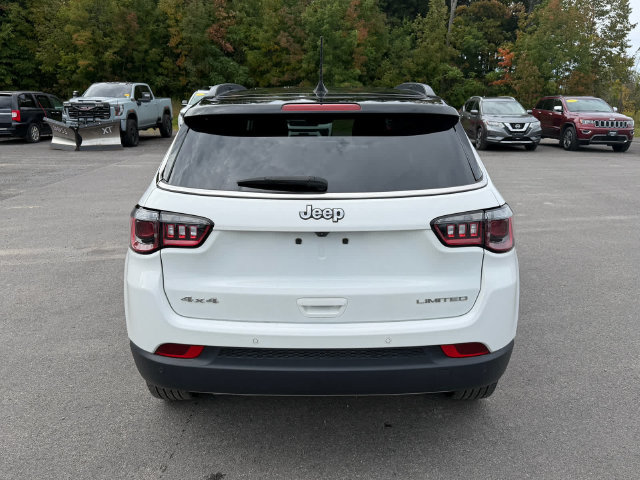 Used 2024 Jeep Compass Limited AWD/4WD image 4