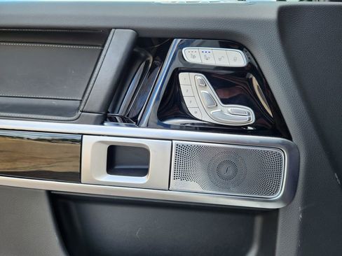 Used 2025 Mercedes-Benz G 550 image 25