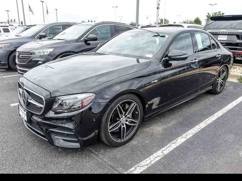 Used 2018 Mercedes-Benz E 43 AMG 4MATIC Sedan image 3