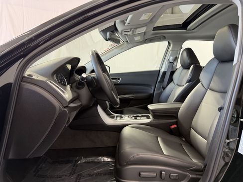 Used 2019 Acura TLX V6 FWD image 9