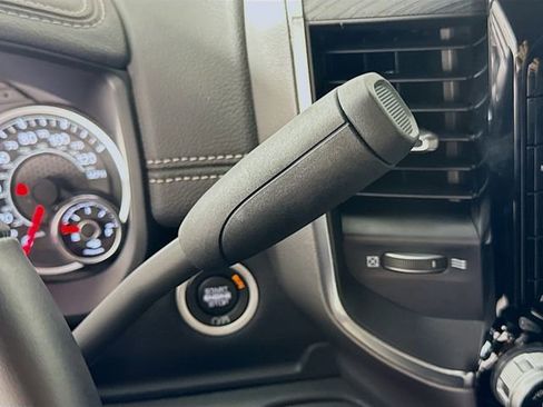 Used 2024 RAM 2500 Laramie w/ Night Edition image 17