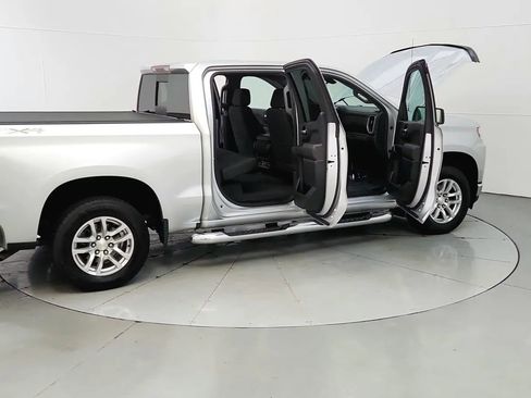 Used 2020 Chevrolet Silverado 1500 LT w/ All-Star Edition image 34