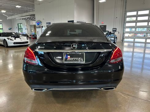 Used 2018 Mercedes-Benz C 300 Sedan image 7