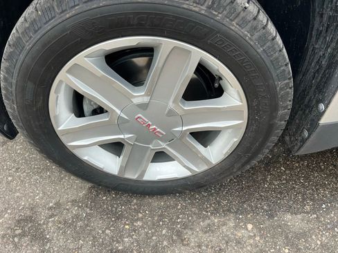 Used 2010 GMC Terrain SLT w/ Cargo Package image 9