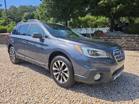 Used 2015 Subaru Outback 2.5i Limited AWD/4WD image 1