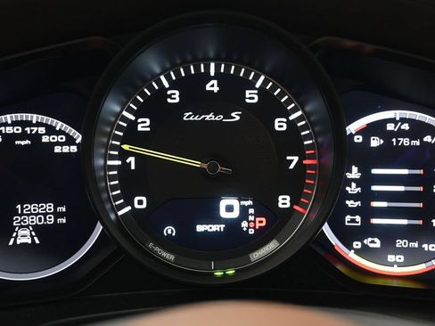 Certified 2021 Porsche Panamera Turbo S AWD/4WD image 30