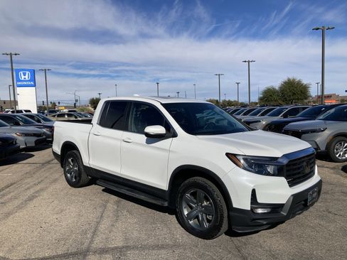 Certified 2023 Honda Ridgeline RTL image 3