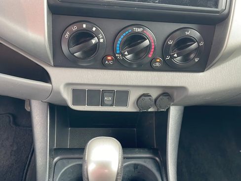 Used 2012 Toyota Tacoma PreRunner w/ SR5 Pkg RWD image 15
