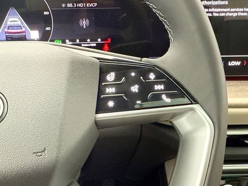 Used 2025 Audi Q5 2.0T Premium Plus w/ Premium Plus image 12